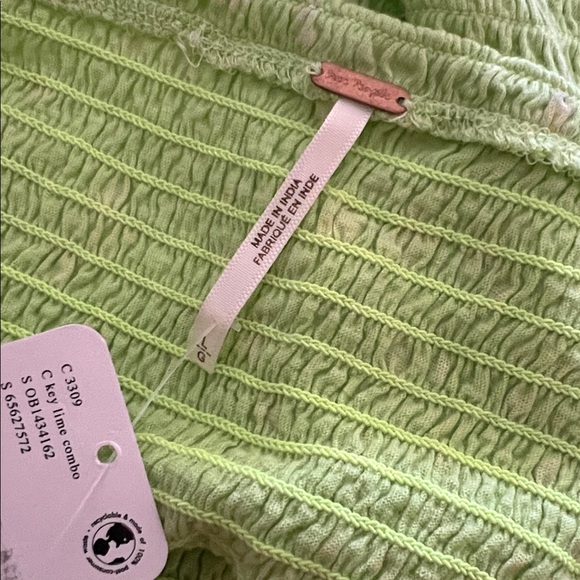 NWT $78 Free People Marigold Smocked Top - Picture 5 of 9